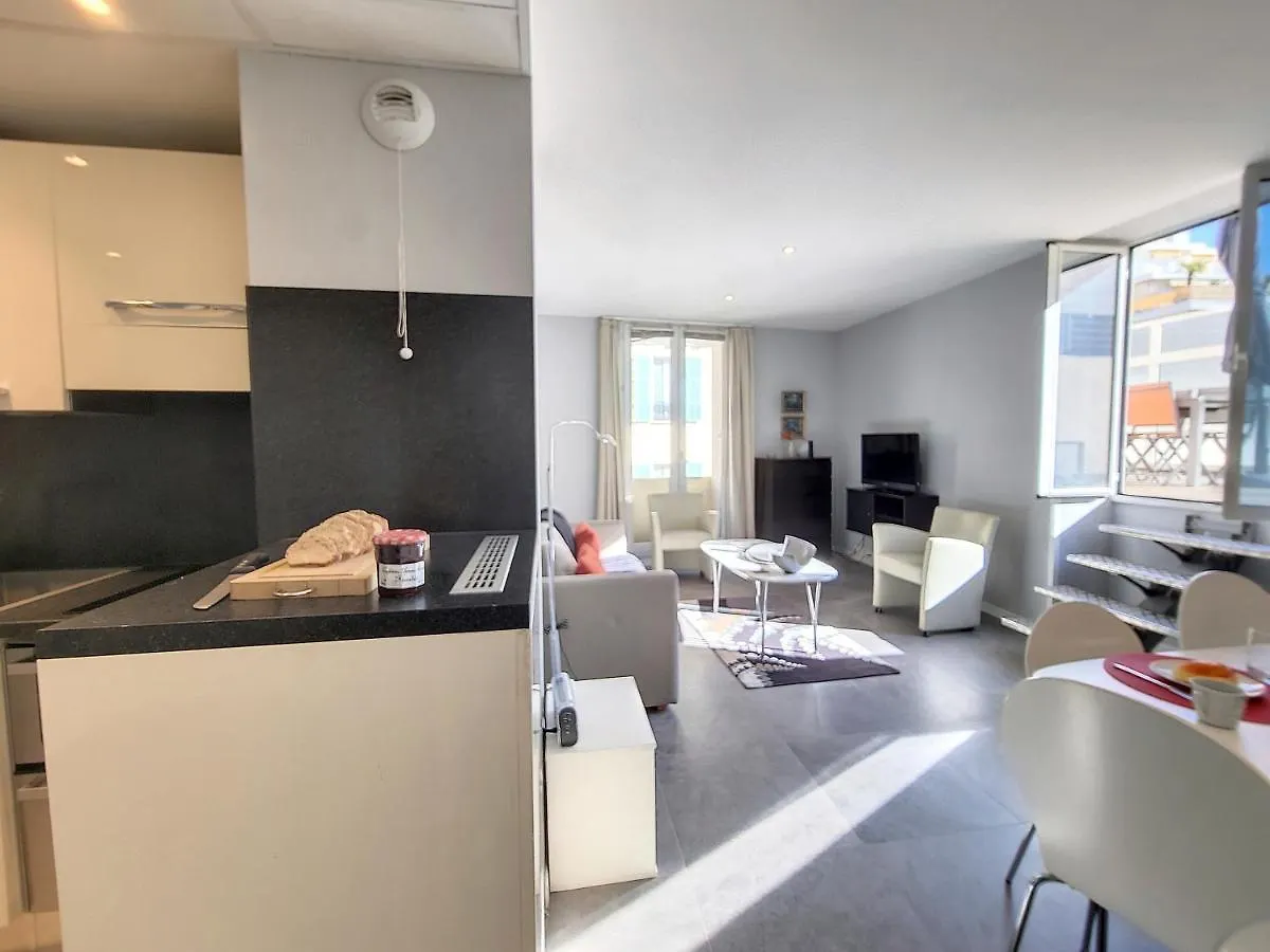 Nestor&Jeeves - Alphonse Karr Terrasse - Hyper Center - Close Sea - Chic Street Nice Apartment